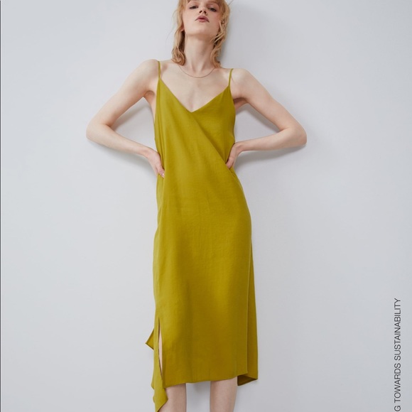 ZARA  BNWT Flowy Dress - Picture 2 of 8